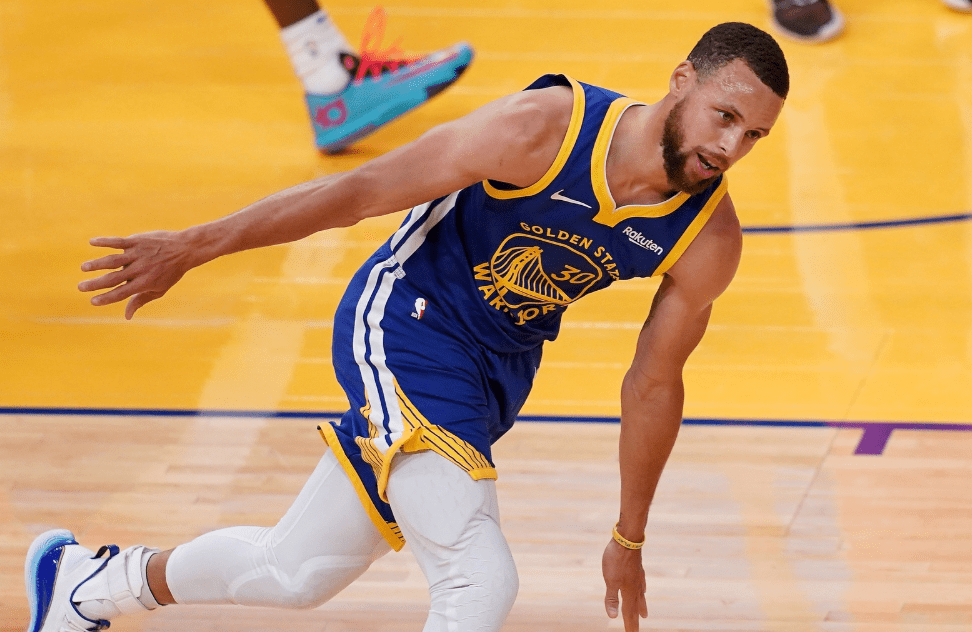 jiuyou官网入口-包含华盛顿奇才训练开放日，赛后防线松动引欢呼，NBA季后赛在即，赛季目标并未改变的词条