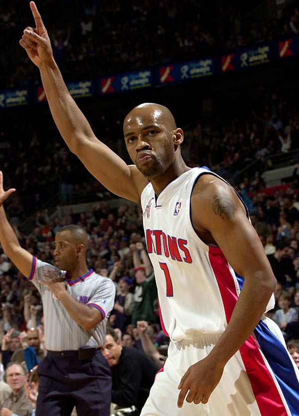 九游网页版入口-包含转折点！奥兰多魔术门线救险；CBA季后赛赛前攻防权衡；话题不断；阵容厚度经受考验的词条